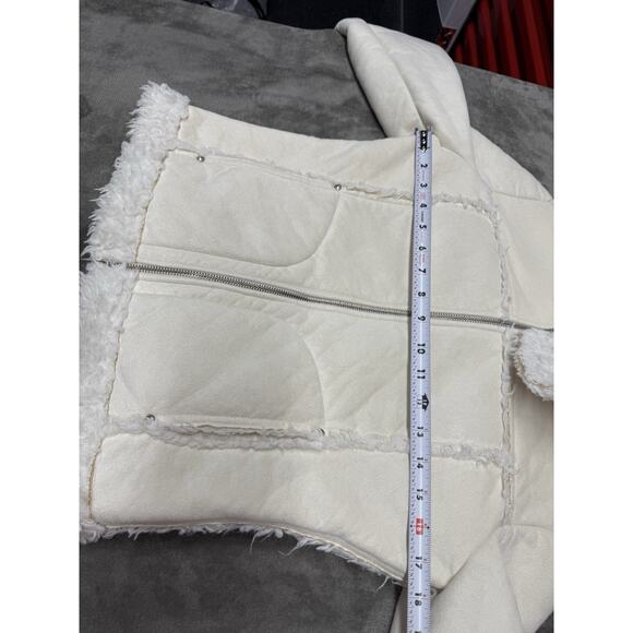 Bebe Y2K Faux Suede Jacket w/ Faux Fox Fur Trim White Cream Size Small - Picture 10 of 14